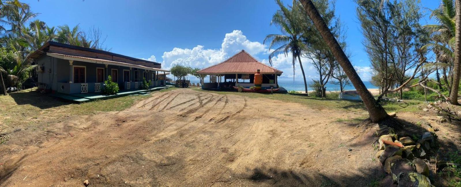 Happy Beach Safari Retreat Hambantota Exteriör bild