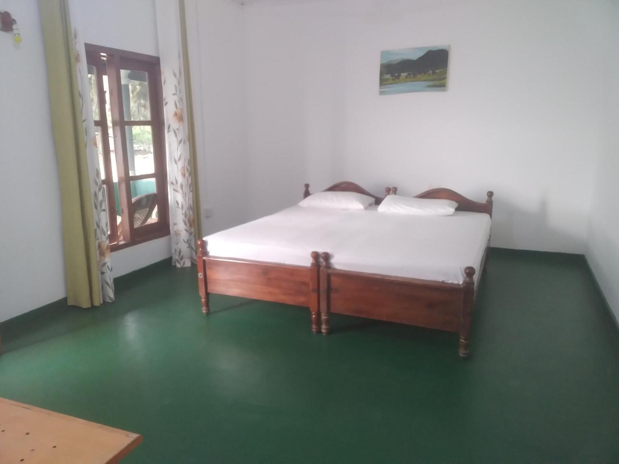 Happy Beach Safari Retreat Hambantota Exteriör bild