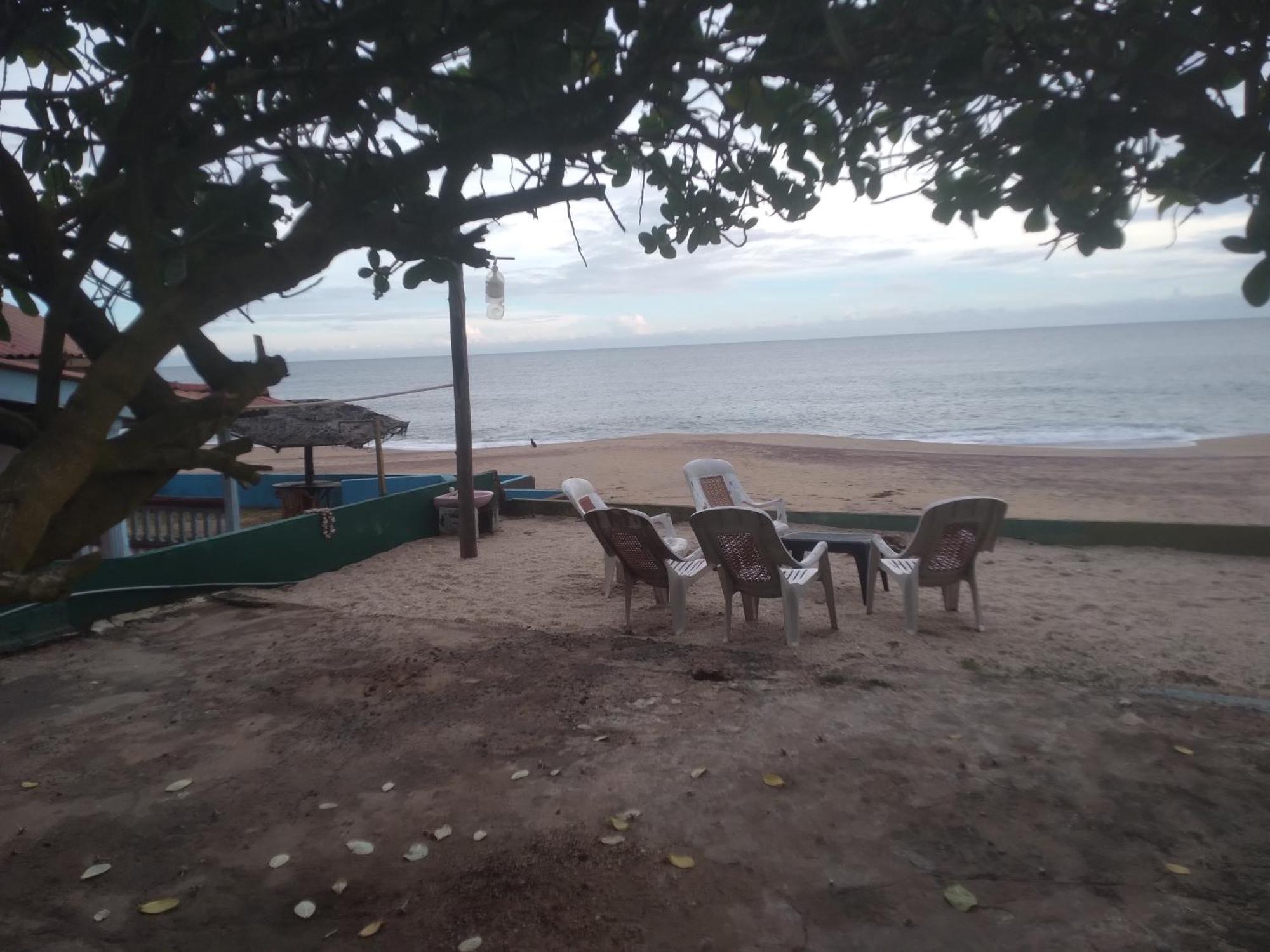 Happy Beach Safari Retreat Hambantota Rum bild